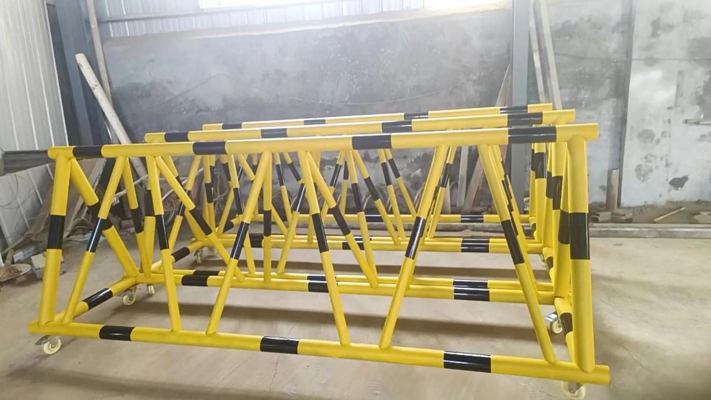 防沖撞設施.防沖撞升降柱,拒馬,破胎器,路障機專業供應商,各