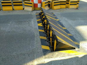 電動破胎器與仁為毛尖液壓路障機(jī)系列在蘇州路障設(shè)備的應(yīng)用